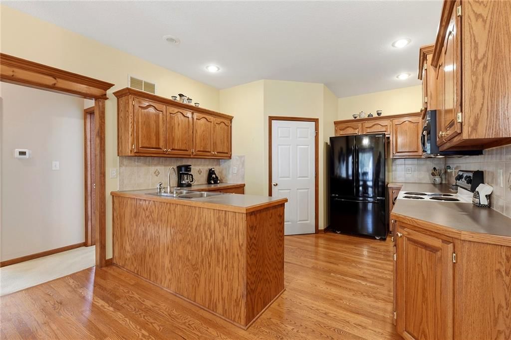 1513 NE Craigievar Drive — photo 11
