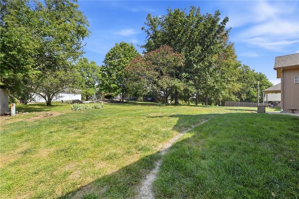 1513 NE Craigievar Drive — photo 41