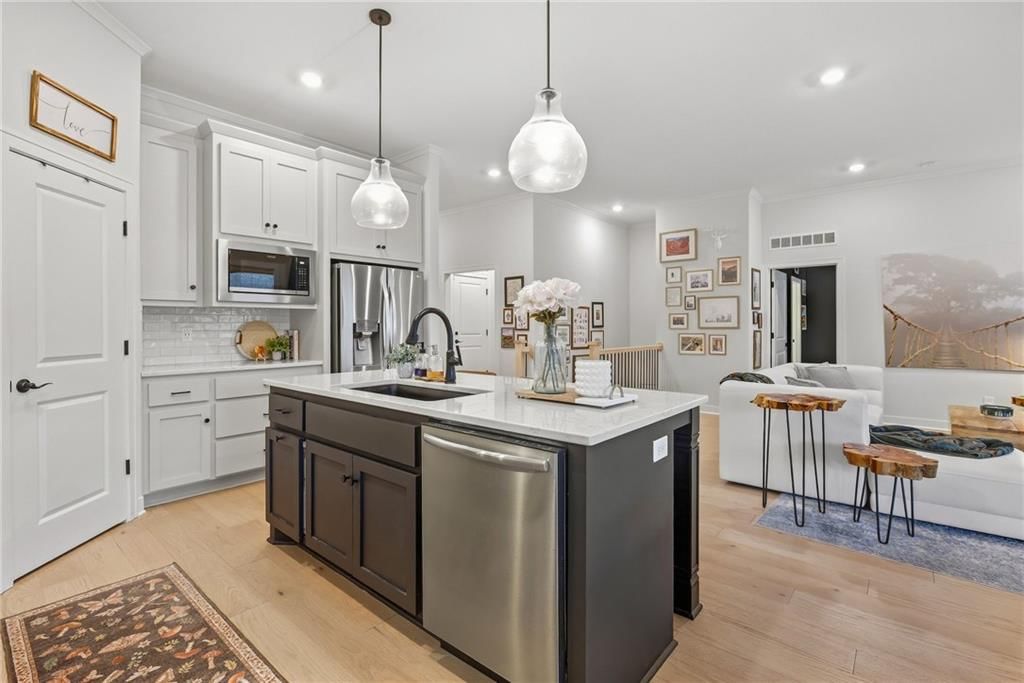 18109 Haskins Street — photo 17