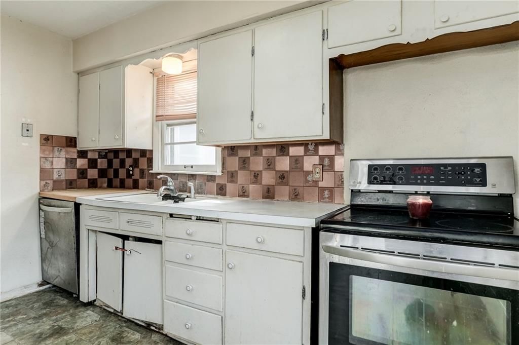 534 S 76th Terrace — photo 11