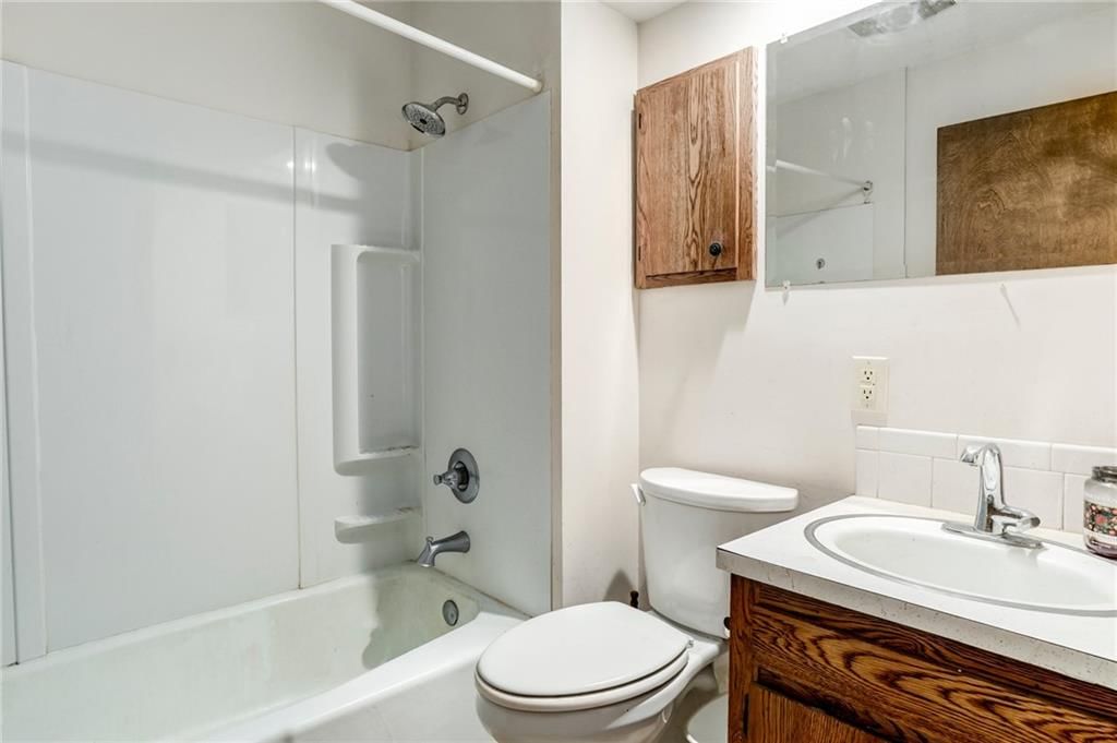 534 S 76th Terrace — photo 15