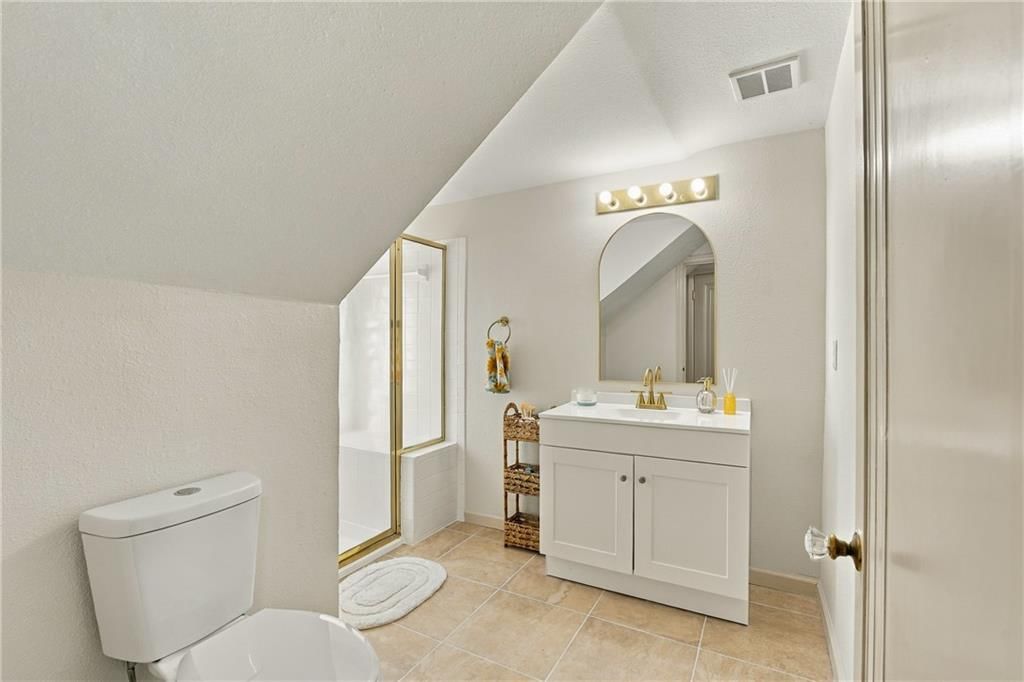4400 Garfield Avenue — photo 17