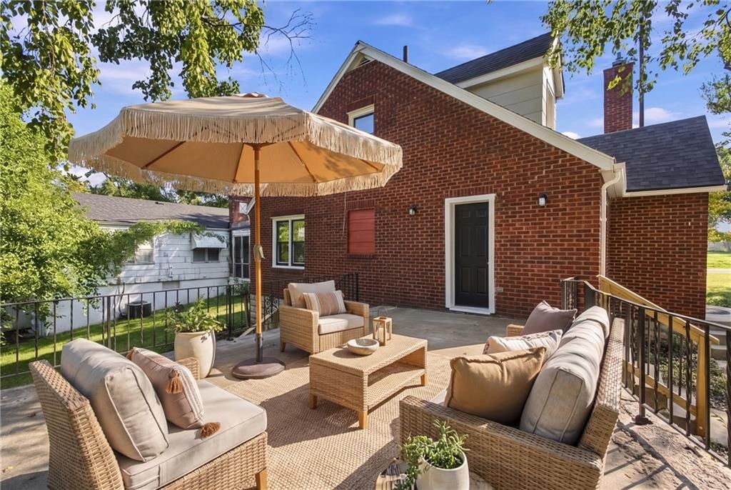 4400 Garfield Avenue — photo 32