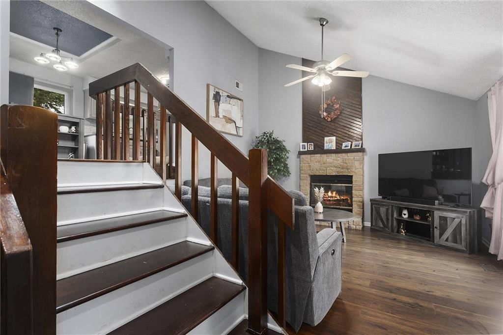 11312 W 77th Street — photo 12
