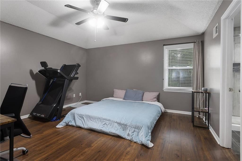 11312 W 77th Street — photo 19