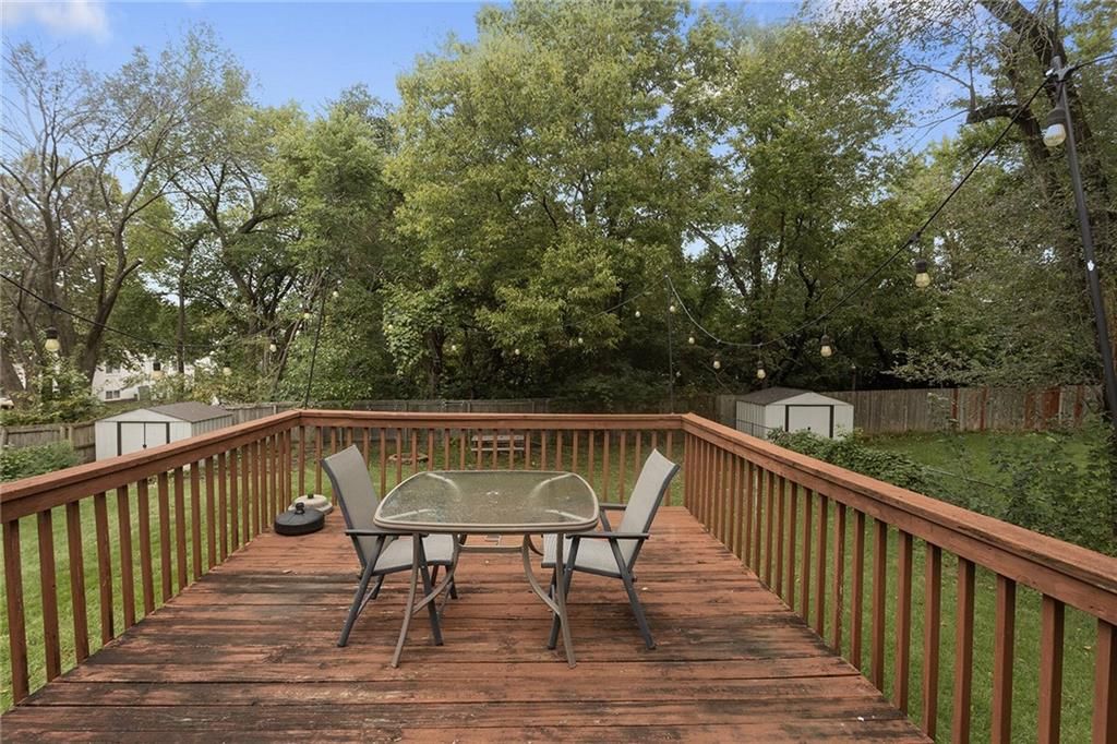11312 W 77th Street — photo 24