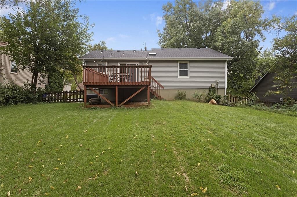 11312 W 77th Street — photo 25
