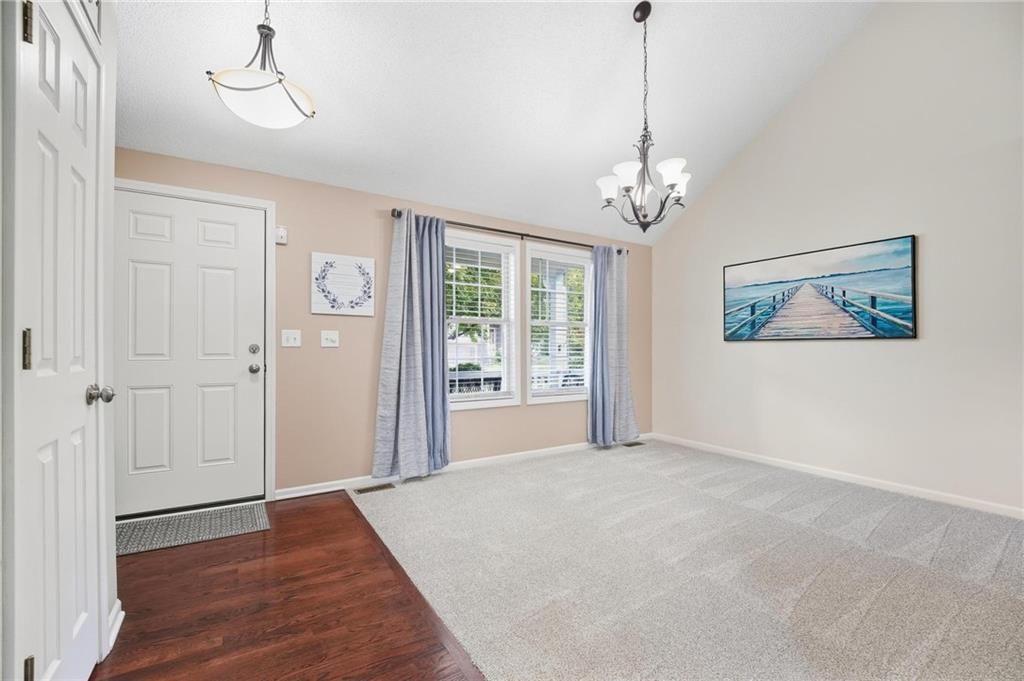 1154 SW SANTA FE Drive — photo 9