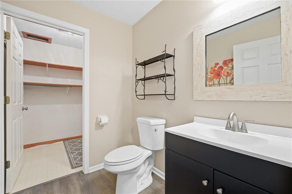 1154 SW SANTA FE Drive — photo 35