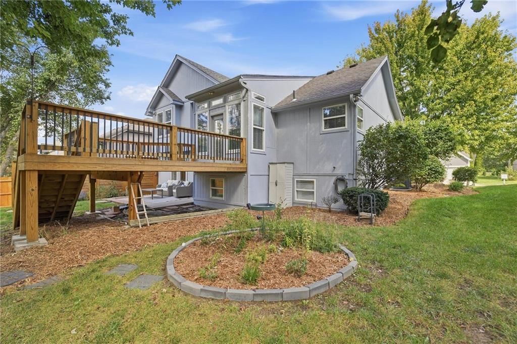 1154 SW SANTA FE Drive — photo 46