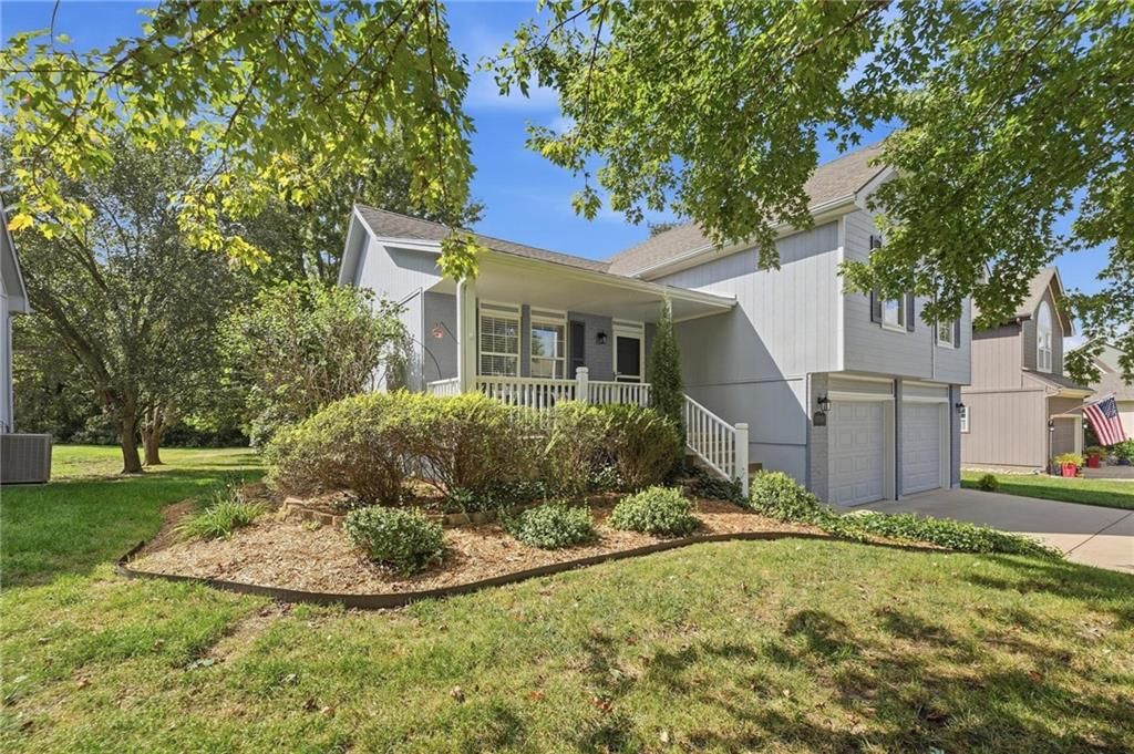 1154 SW SANTA FE Drive — photo 51