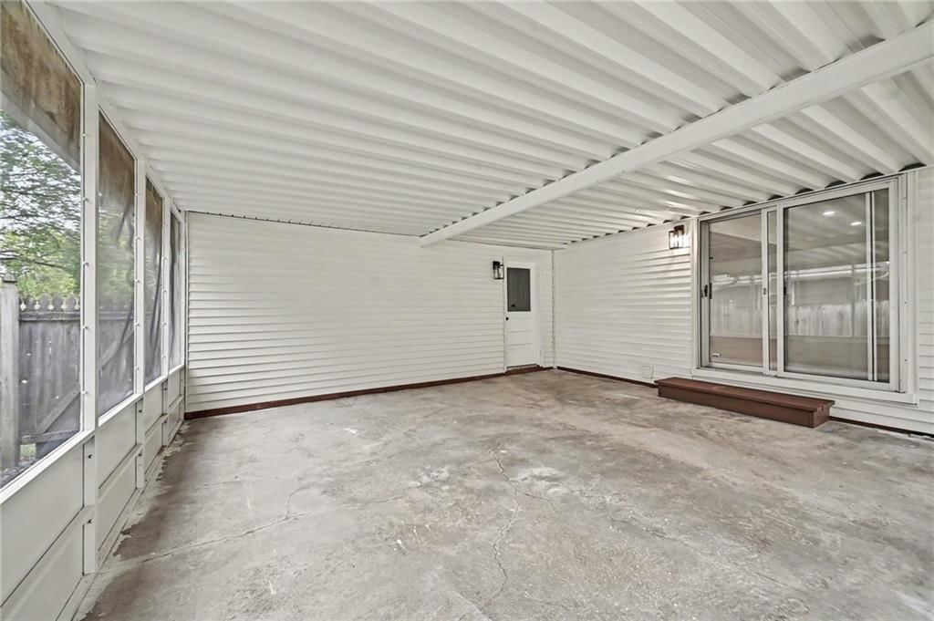 10004 Lydia Avenue — photo 15