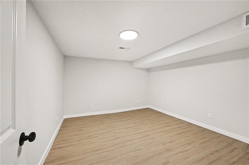 10004 Lydia Avenue — photo 18