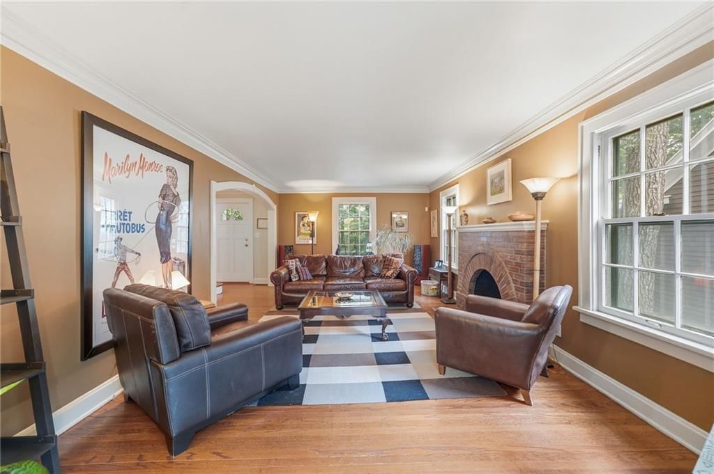 1421 W 50th Terrace — photo 11