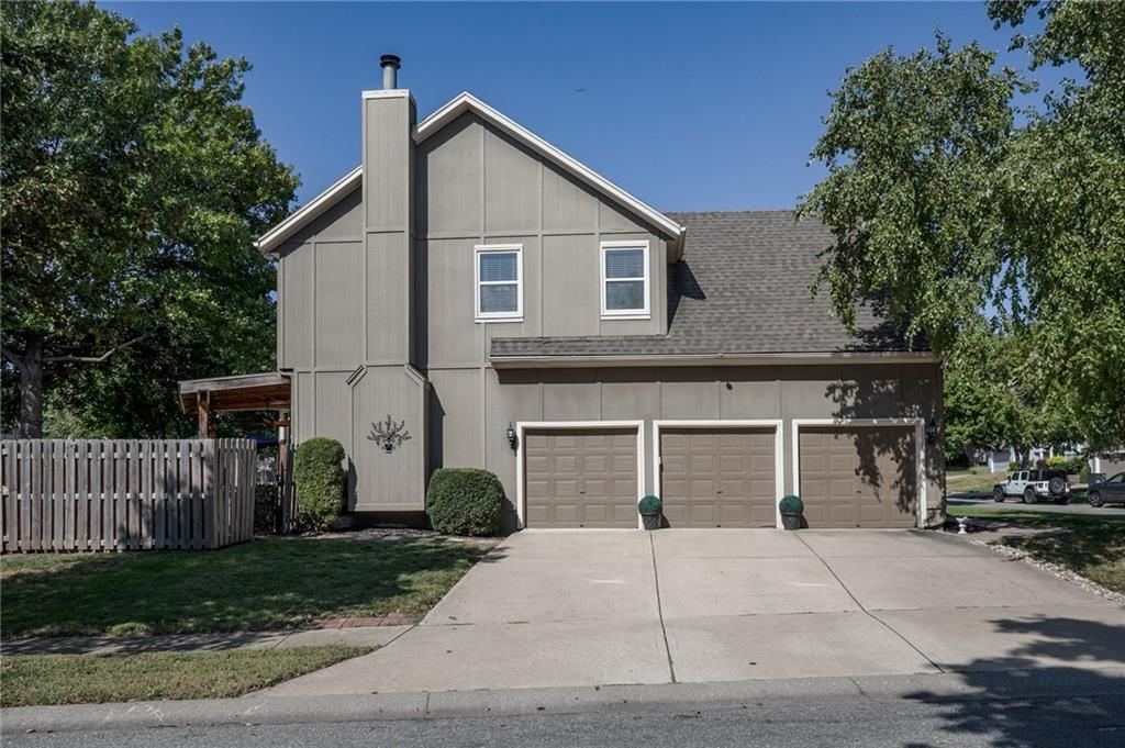 8901 W 125th Terrace — photo 31