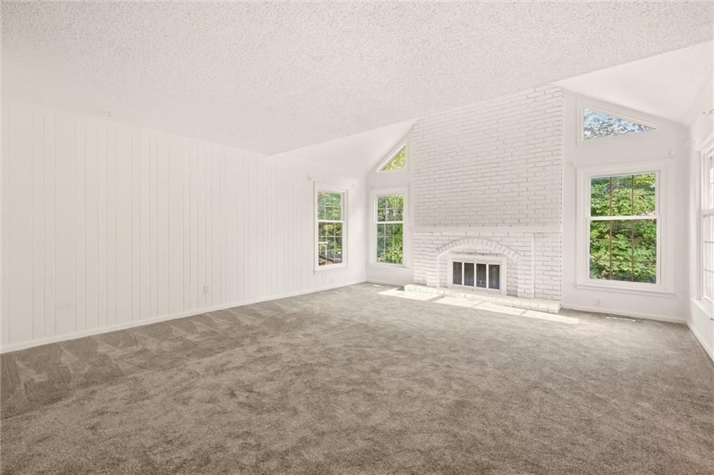 10106 NW Mirror Lake Drive — photo 6