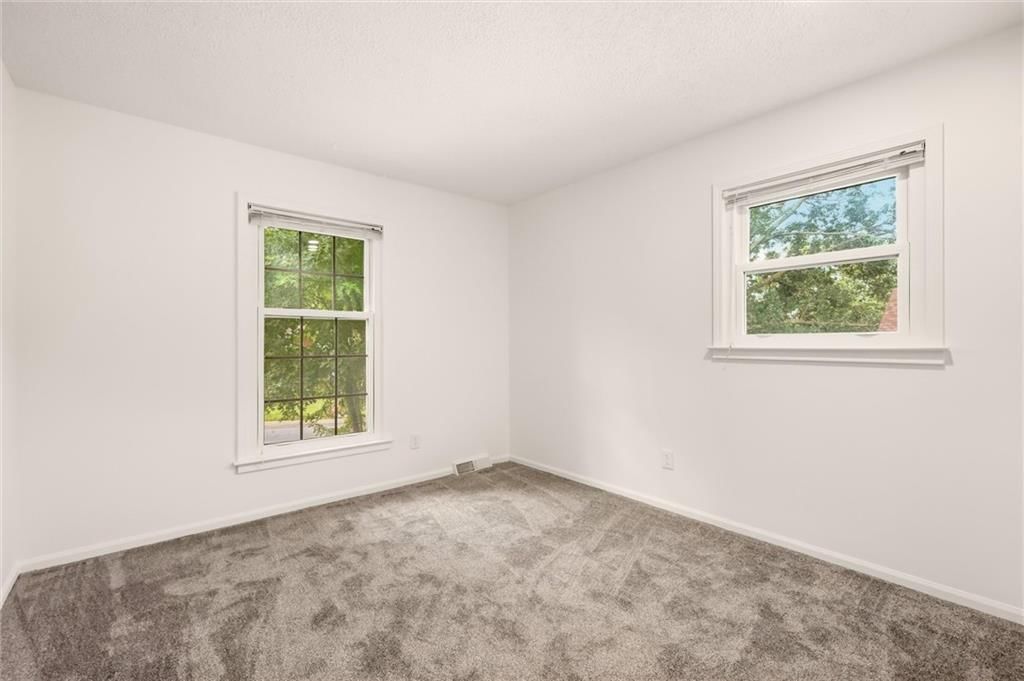10106 NW Mirror Lake Drive — photo 21