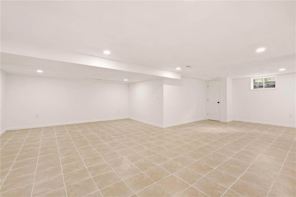 10106 NW Mirror Lake Drive — photo 27