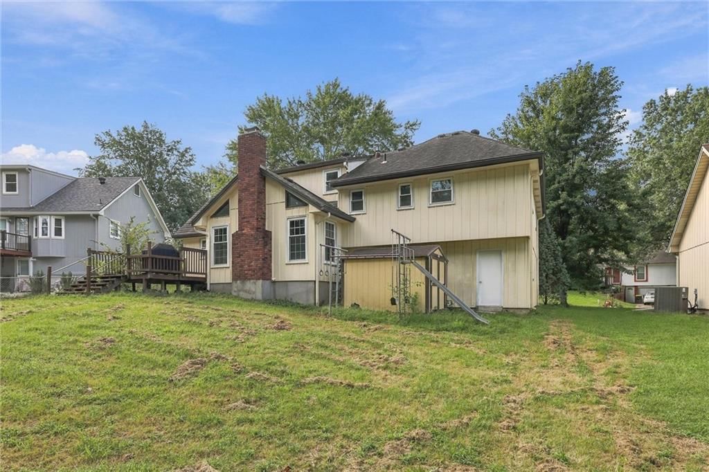 10106 NW Mirror Lake Drive — photo 32