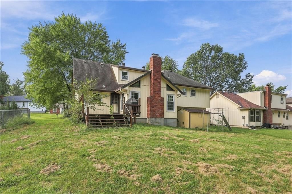 10106 NW Mirror Lake Drive — photo 33
