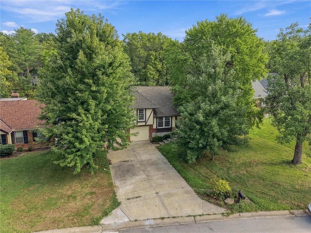 10106 NW Mirror Lake Drive — photo 34