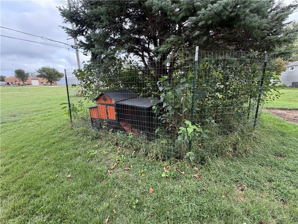 237 Kaw Avenue — photo 6