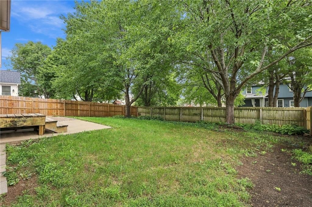 12001 S Rene Street — photo 29
