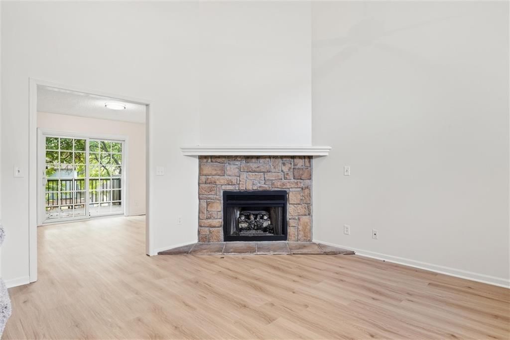 11605 W 113th Street — photo 5