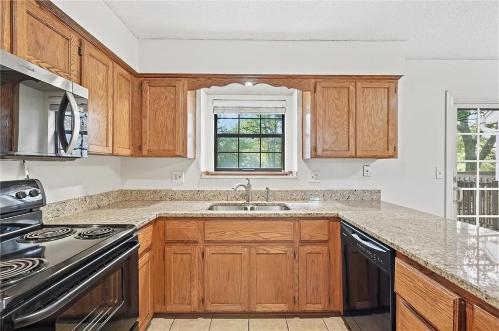 11605 W 113th Street — photo 15