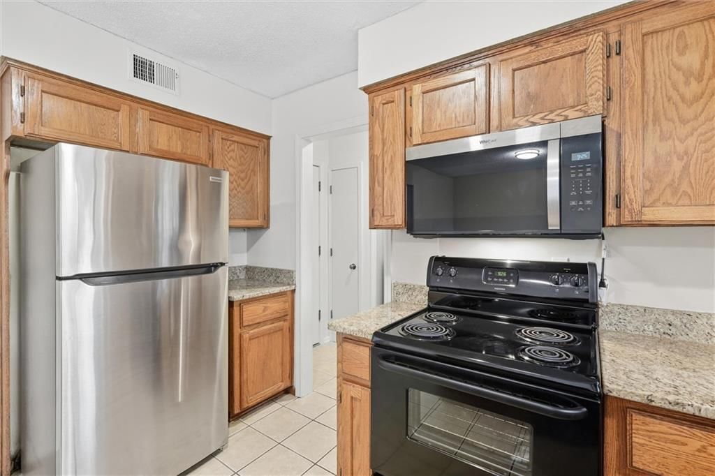 11605 W 113th Street — photo 16