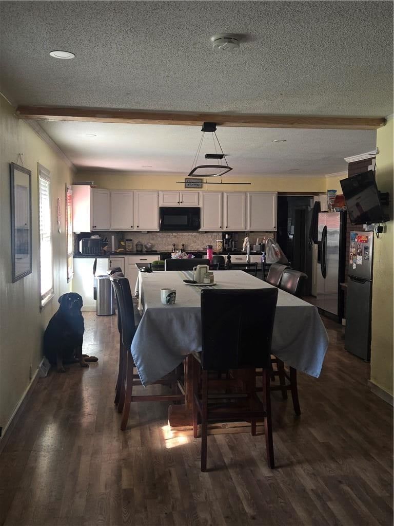 8721 ELM Avenue — photo 3