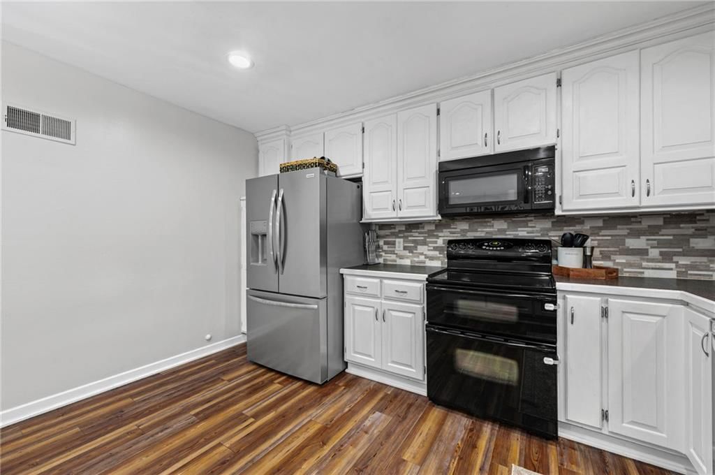6015 Alden Street — photo 13