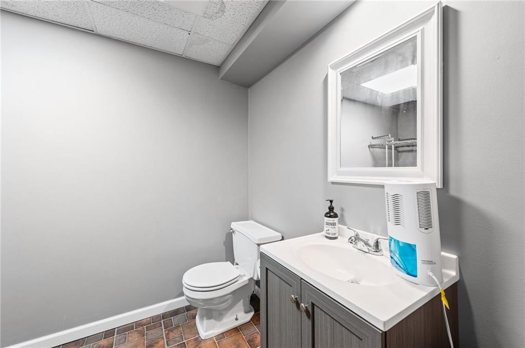 6015 Alden Street — photo 28