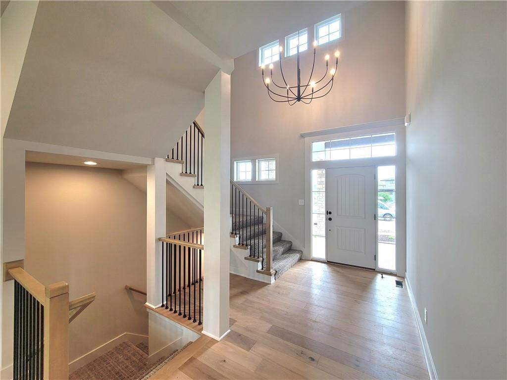 18232 Oakmont Street — photo 4