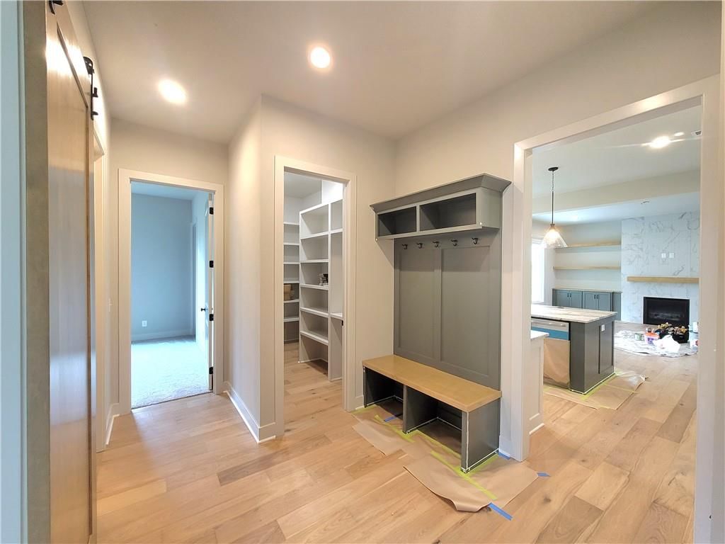 18232 Oakmont Street — photo 10
