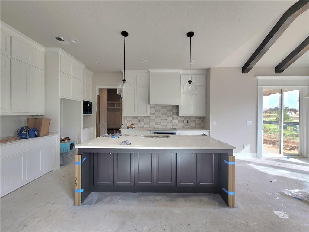 18261 Earnshaw Street — photo 8