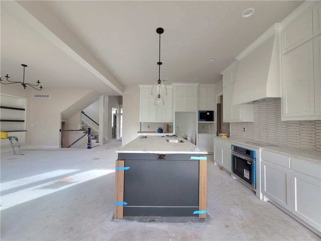 18261 Earnshaw Street — photo 9