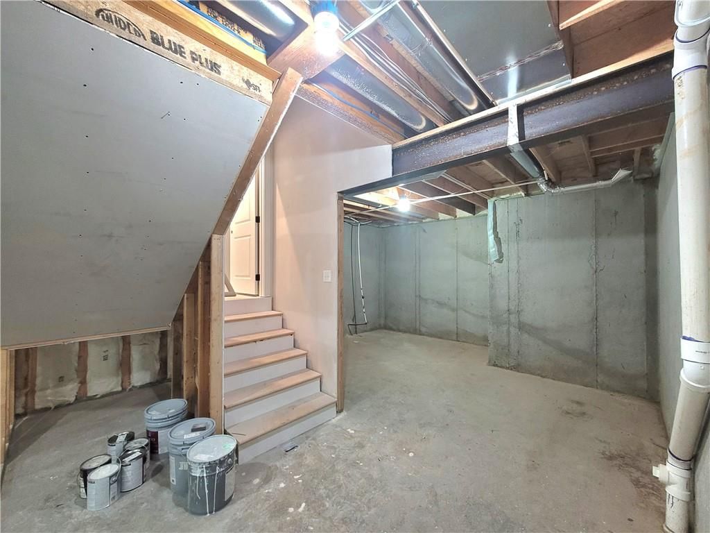 18261 Earnshaw Street — photo 26