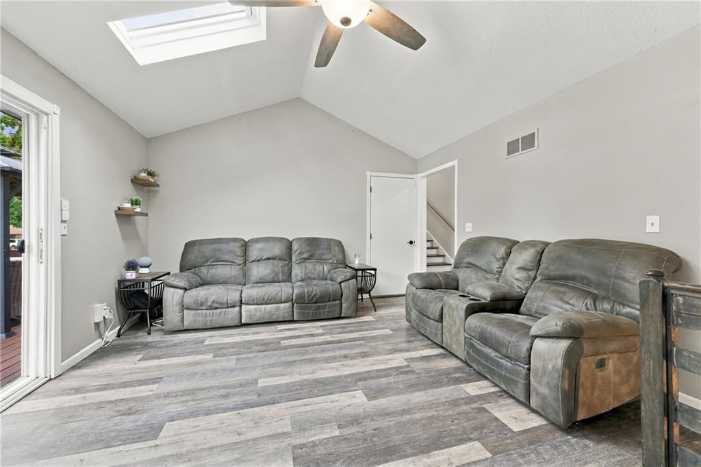 11517 McAnany Drive — photo 5