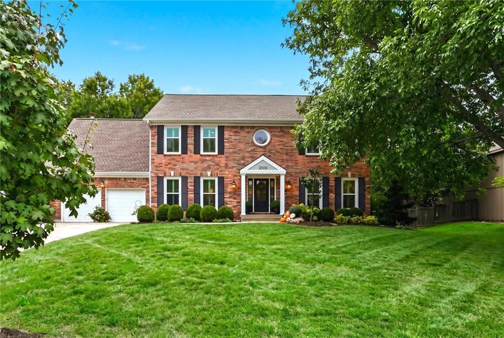 2908 W 124th Terrace, Leawood, KS: listing photo 2