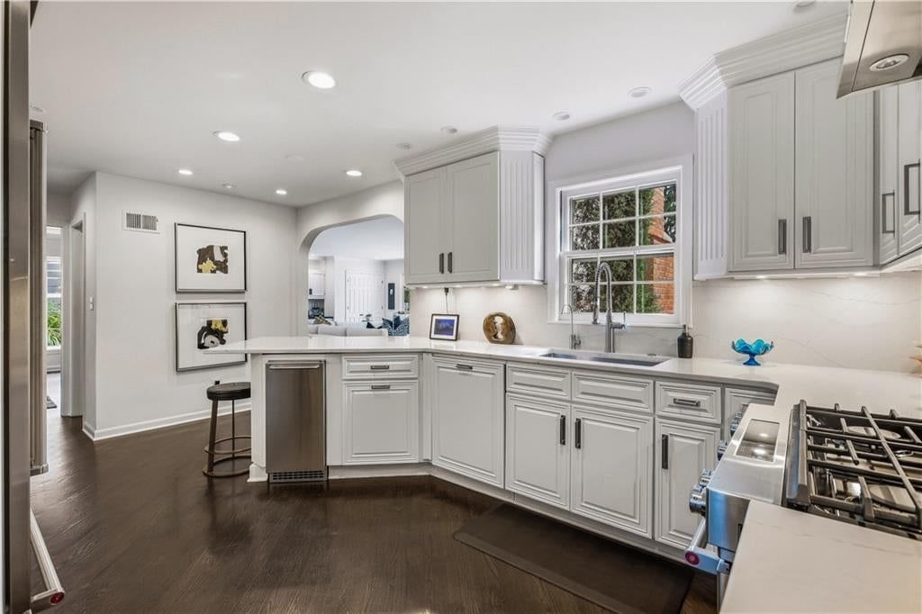 1207 W 67TH Terrace — photo 18