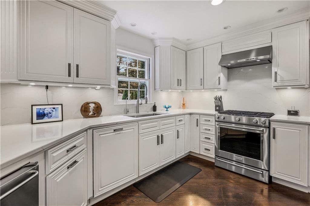 1207 W 67TH Terrace — photo 19
