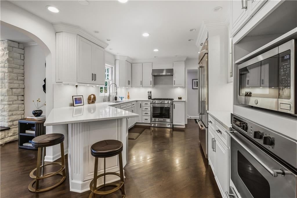 1207 W 67TH Terrace — photo 20