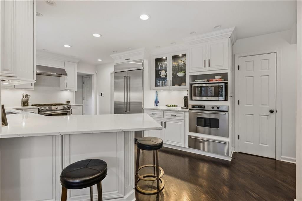 1207 W 67TH Terrace — photo 21