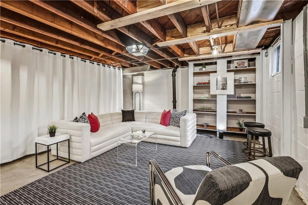1207 W 67TH Terrace — photo 49