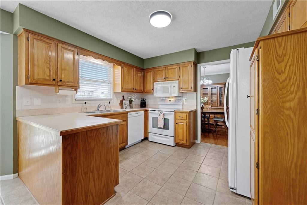 15776 Horton Court — photo 9
