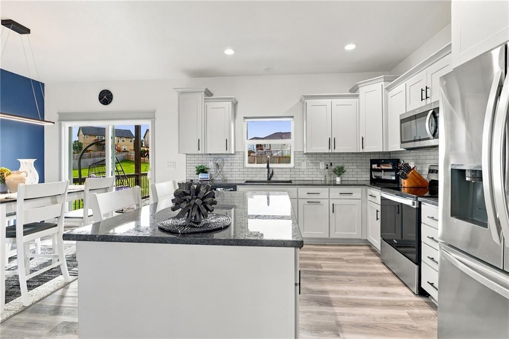 11718 N Manning Avenue — photo 14