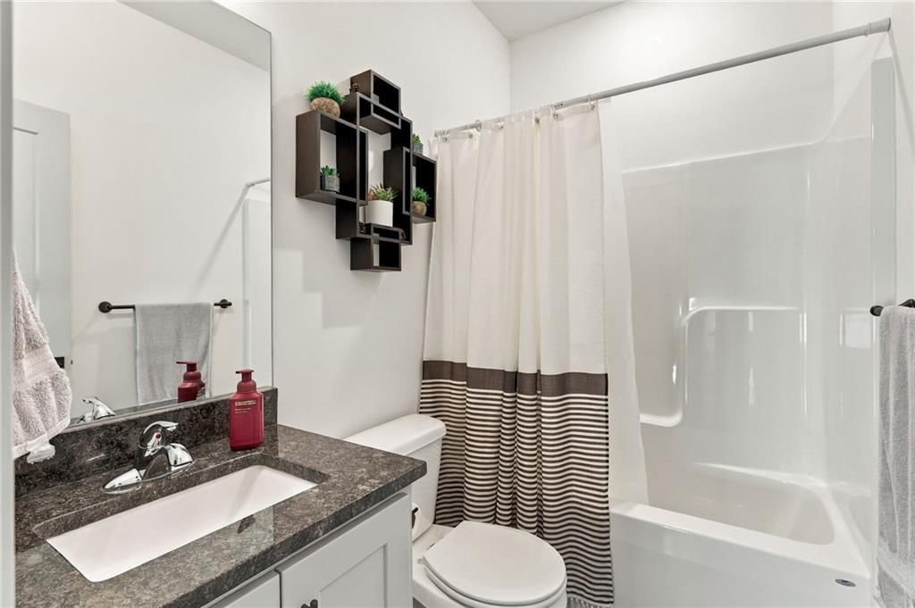 11718 N Manning Avenue — photo 16