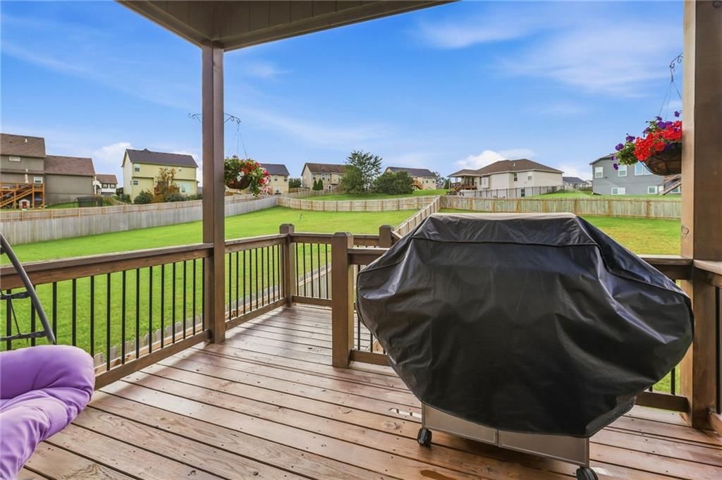 11718 N Manning Avenue — photo 34