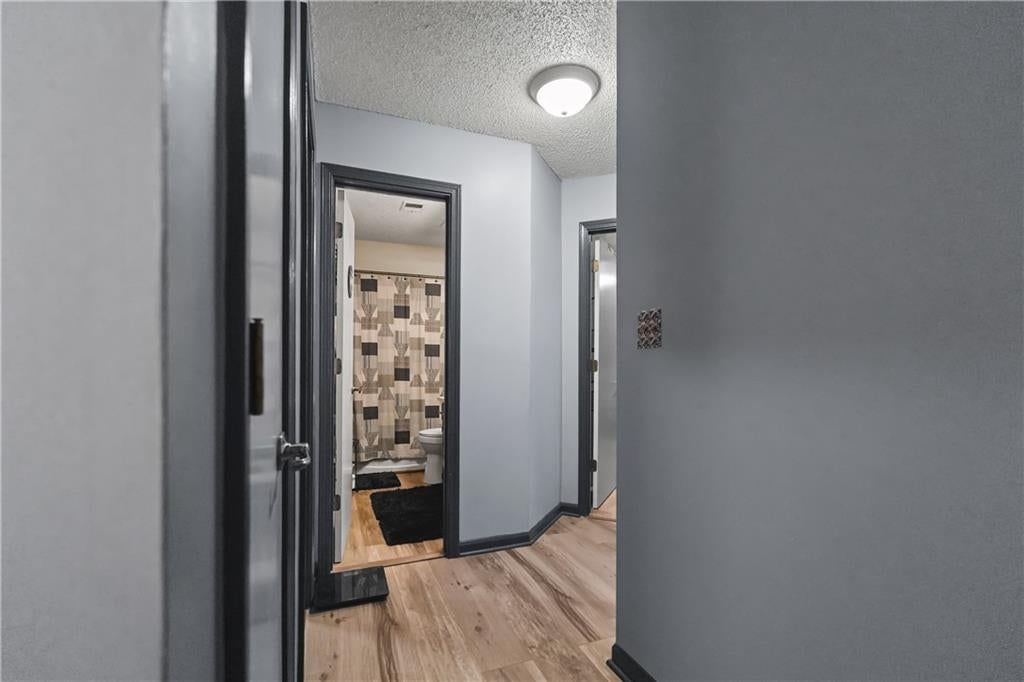 5913 Ridgeway Avenue — photo 10